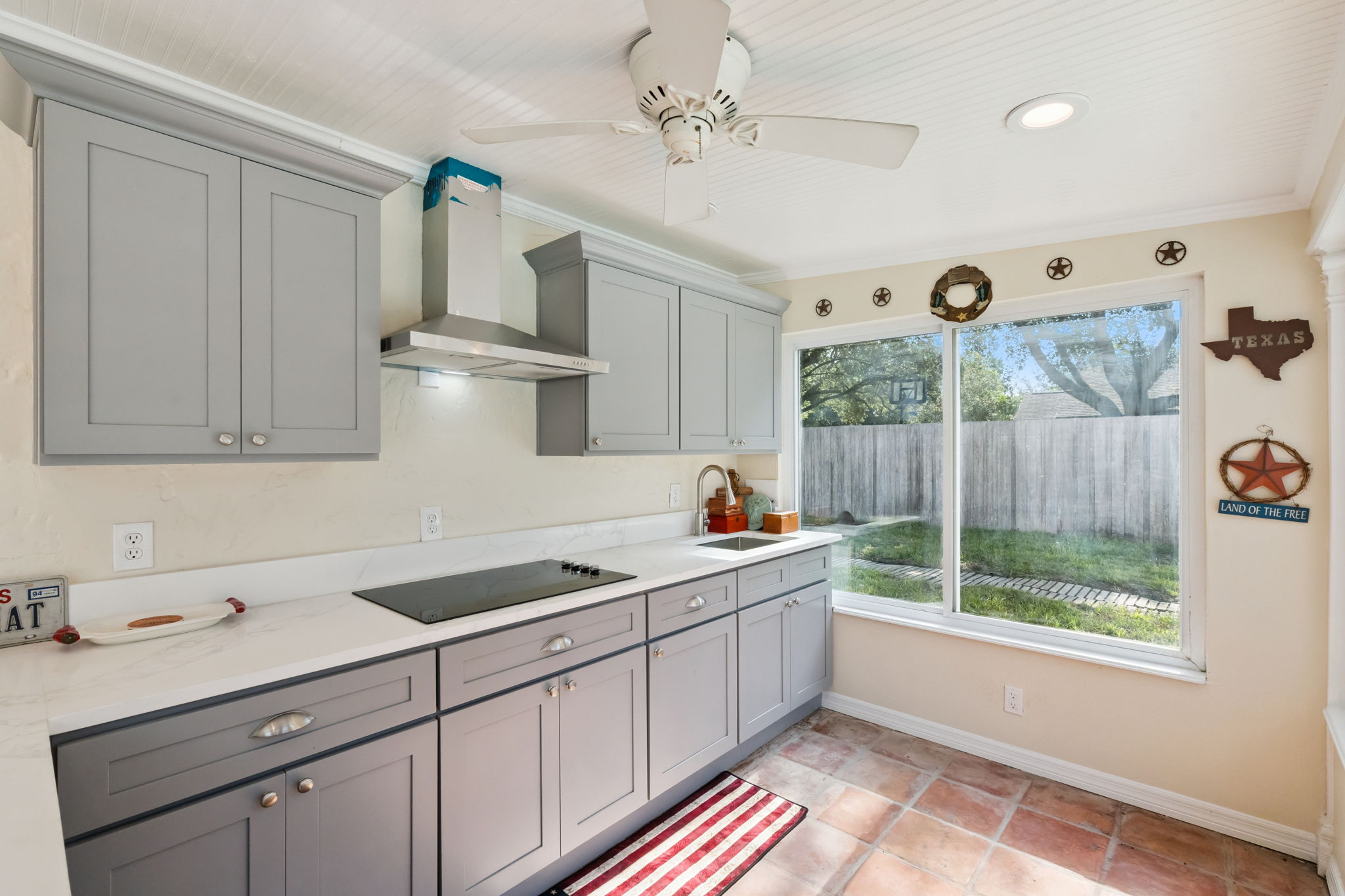 Summer Kitchen