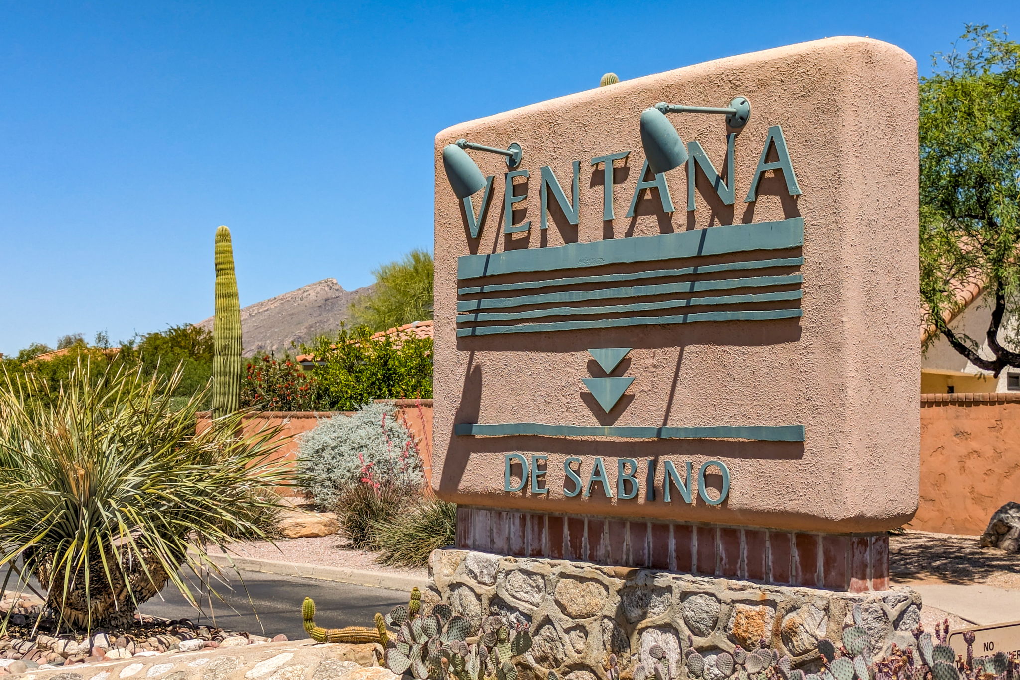 Entrance to Ventana De Sabino Townhomes