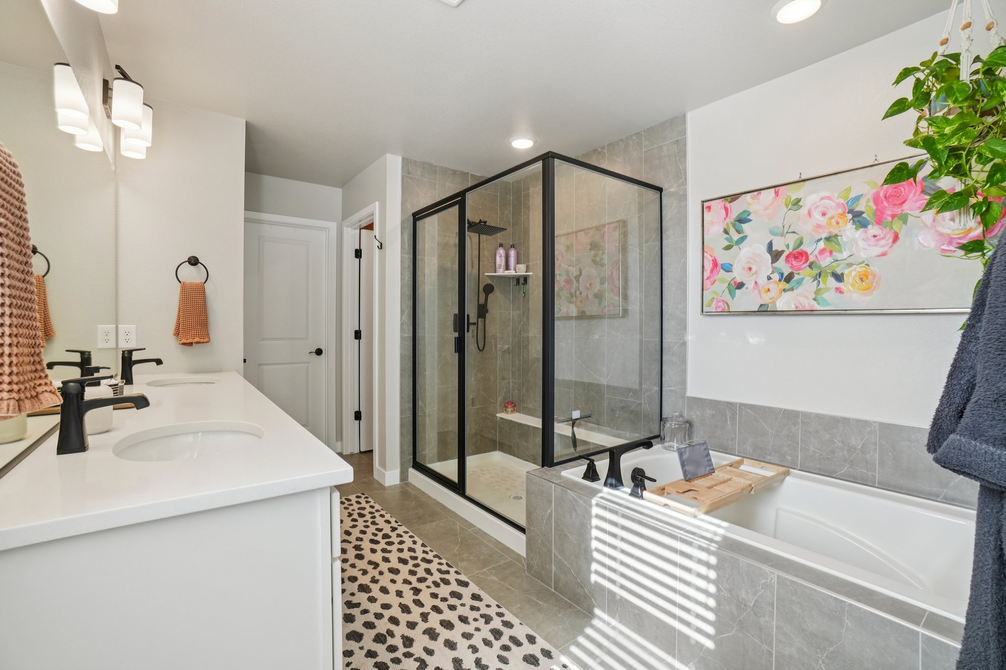 Sanctuary Ave-S2402-031.jpg