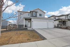 Sanctuary Ave-S2402-001.jpg