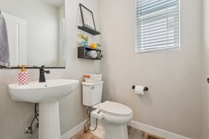 Sanctuary Ave-S2402-019.jpg