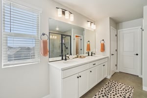 Sanctuary Ave-S2402-032.jpg