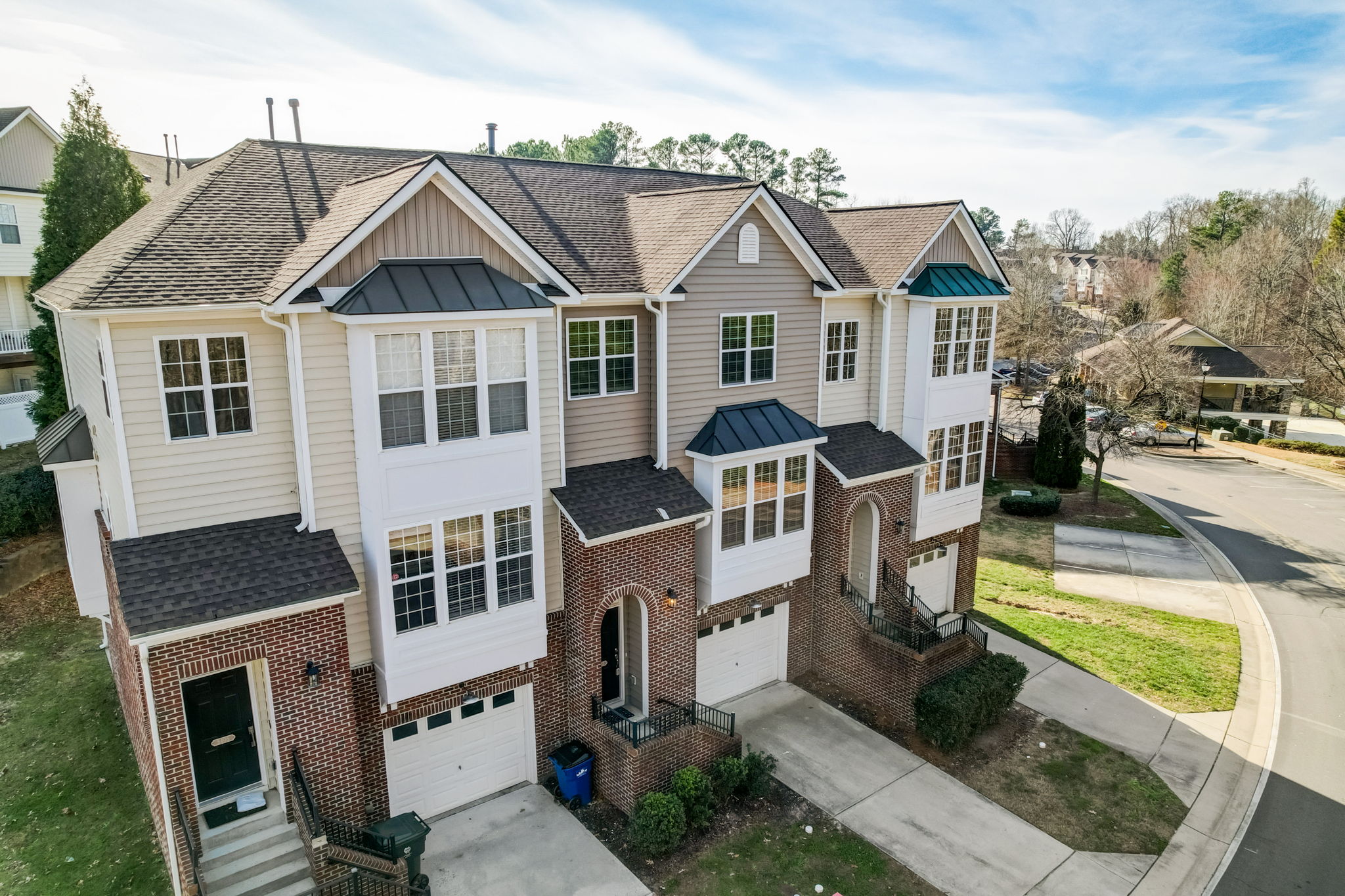 Crescentview Pkwy-048