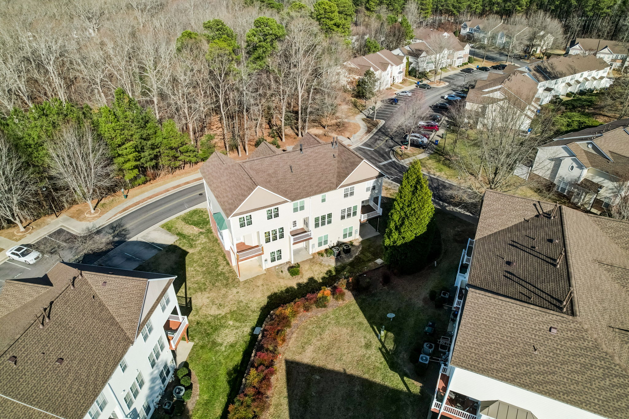 Crescentview Pkwy-057