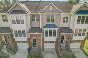Crescentview Pkwy-049
