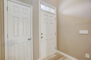 Crescentview Pkwy-005