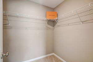Crescentview Pkwy-035