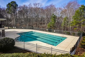 Crescentview Pkwy-045