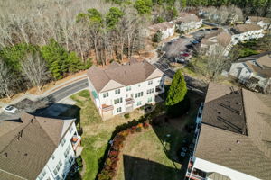 Crescentview Pkwy-057