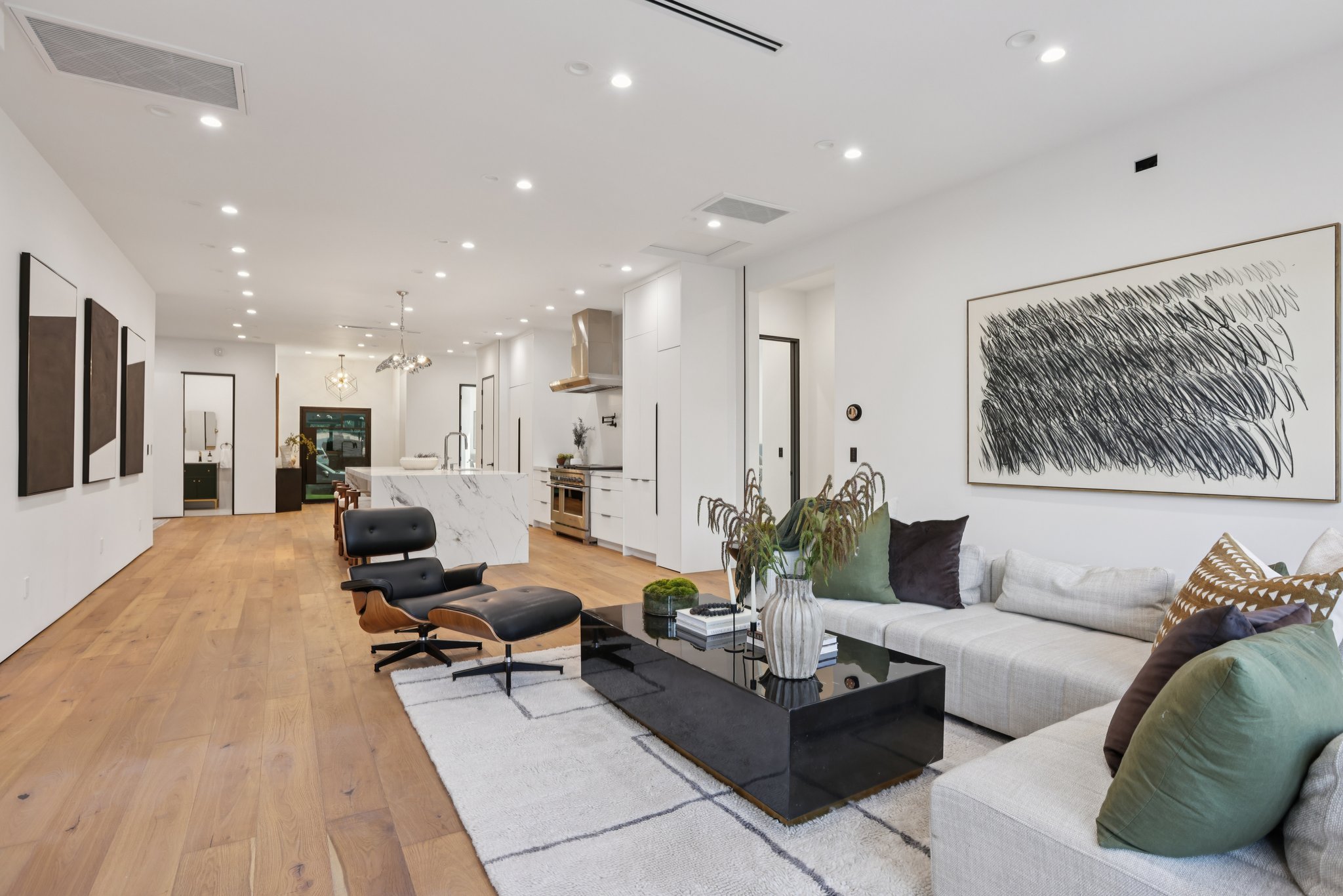 VÃ­a Del Valle-L1911-010.jpg