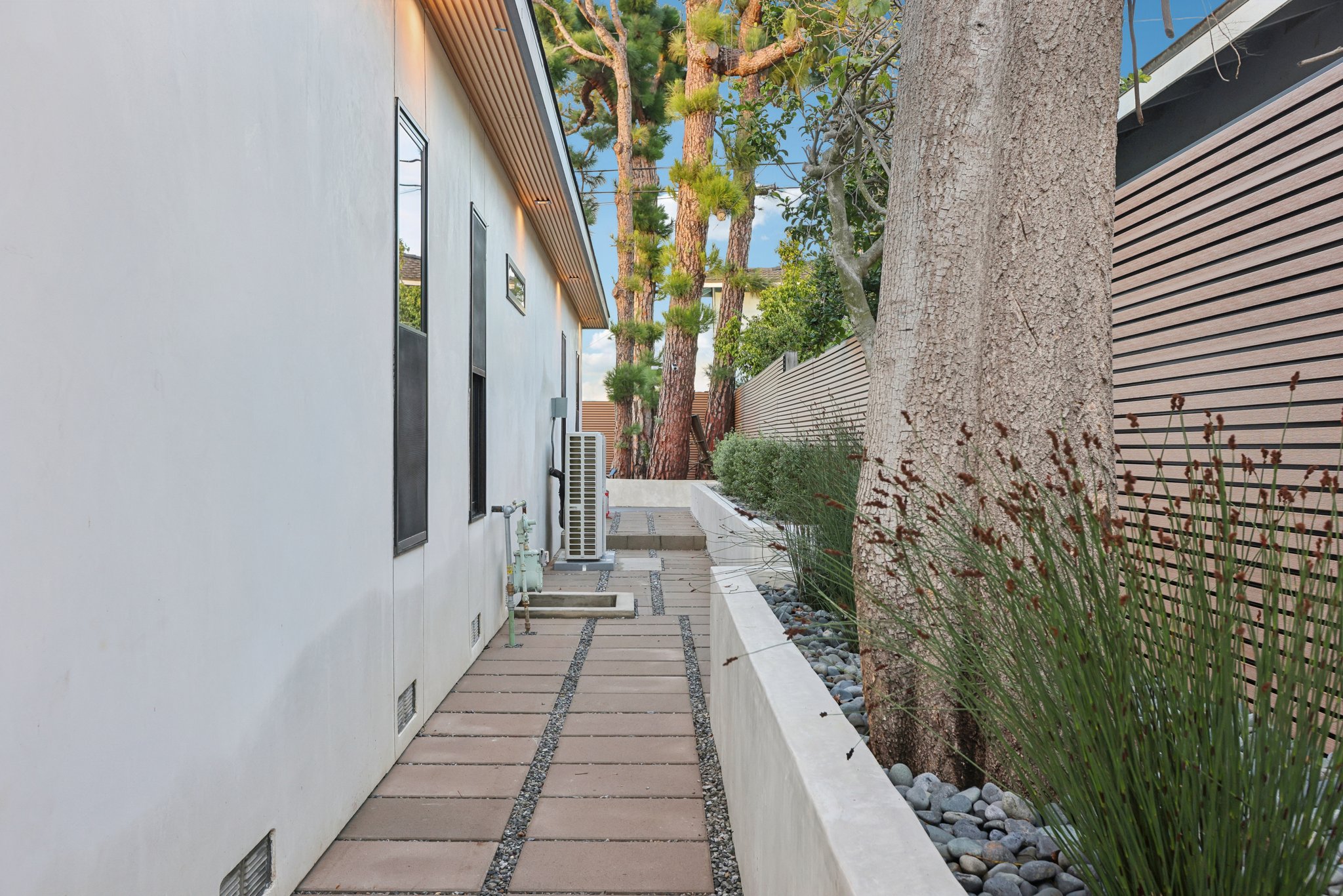 VÃ­a Del Valle-L1911-061.jpg