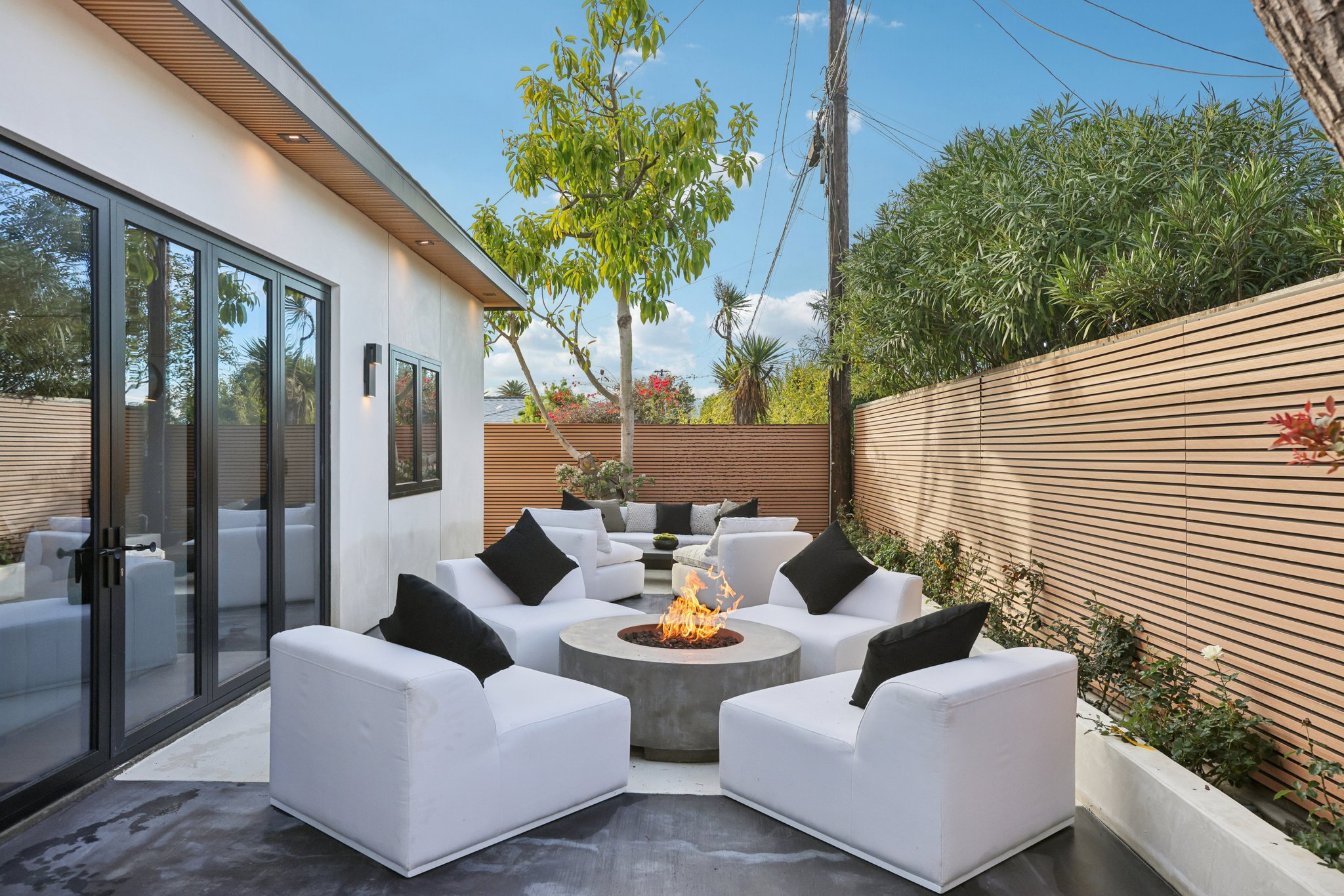 VÃ­a Del Valle-L1911-065.jpg