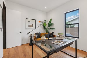 VÃ­a Del Valle-L1911-028.jpg