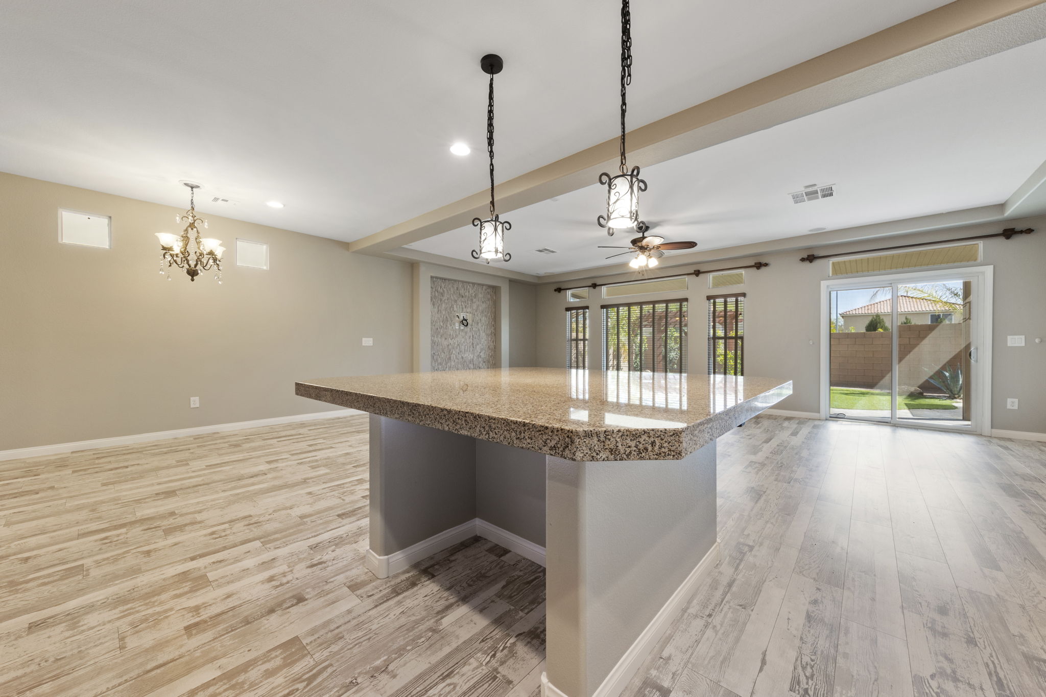 5409 Holding Ave, Las Vegas, NV 89139, USA Photo 15