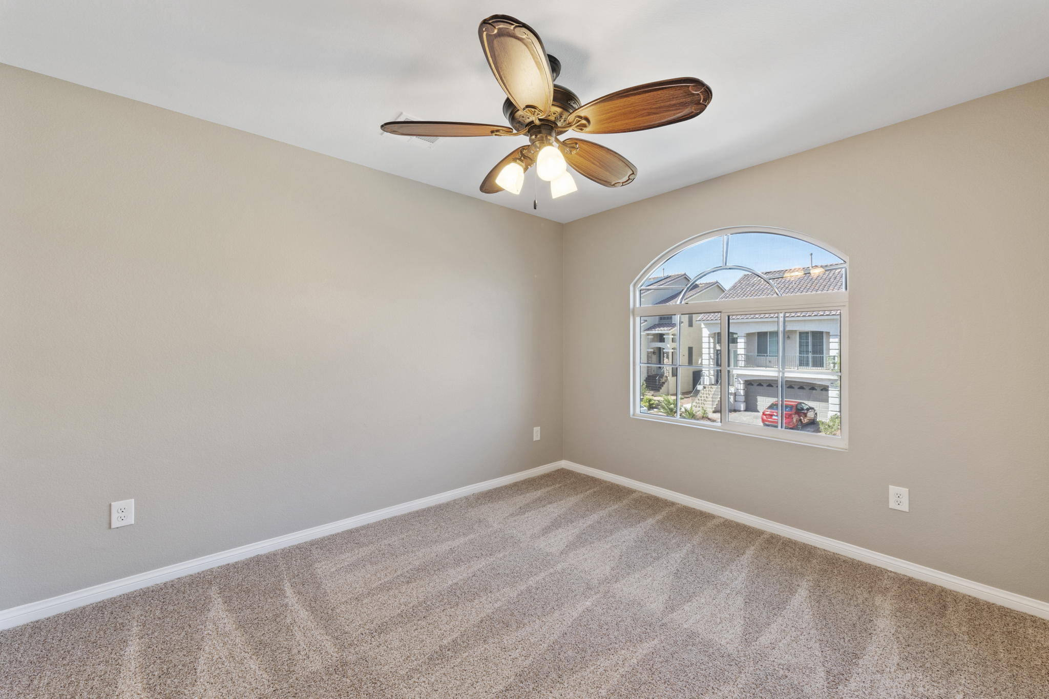 5409 Holding Ave, Las Vegas, NV 89139, USA Photo 33