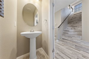 5409 Holding Ave, Las Vegas, NV 89139, USA Photo 17
