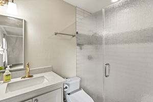  Photo 31