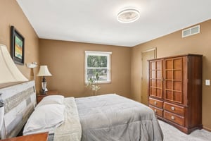 Valley Dr-S2908-023.jpg