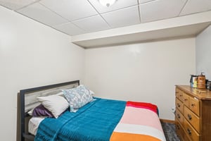 Valley Dr-S2908-038.jpg