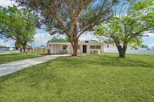 Firefly Ln-S1104-038.jpg