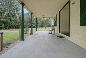  Photo 0