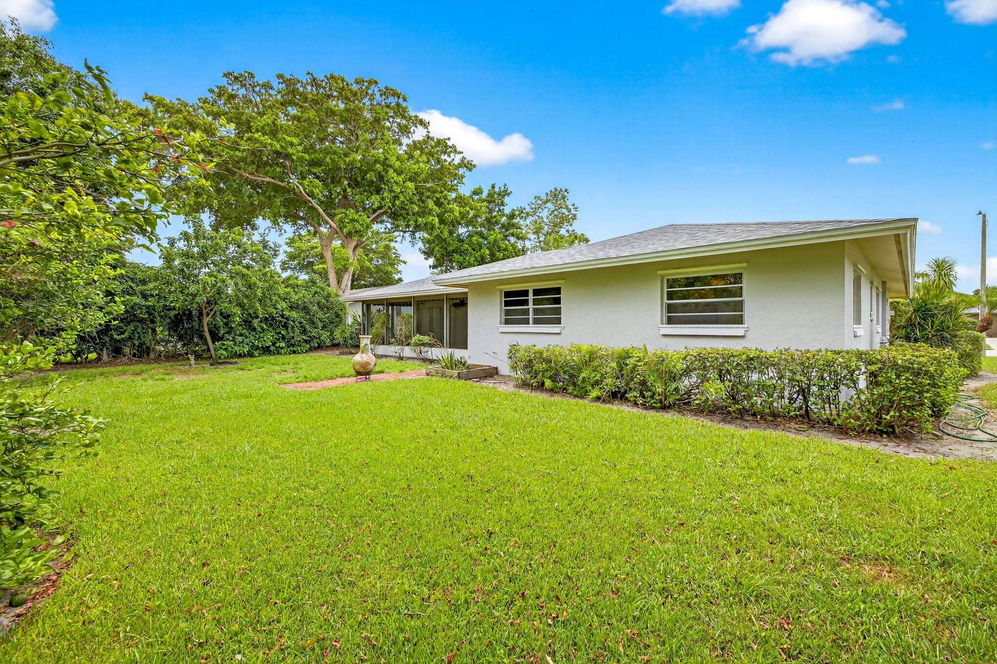 Rear Exterior 5 of 5