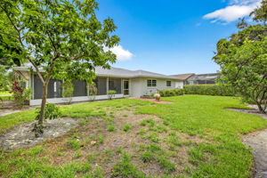 Rear Exterior 3 of 5