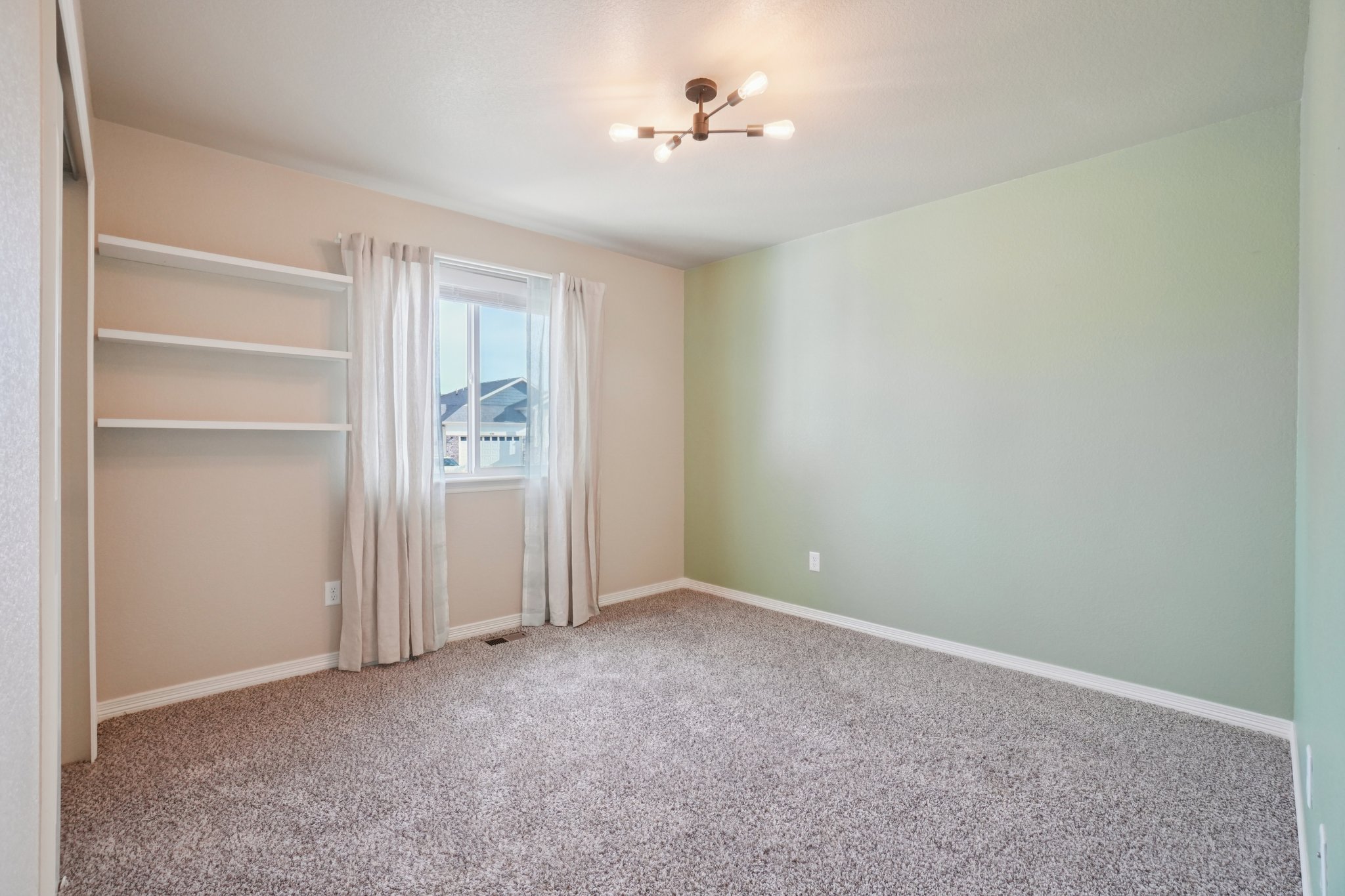 Mount Rainier St-S0312-024.jpg