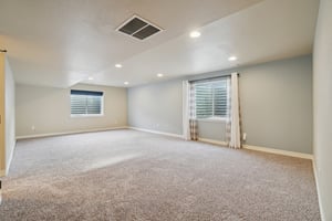 Mount Rainier St-S0312-017.jpg