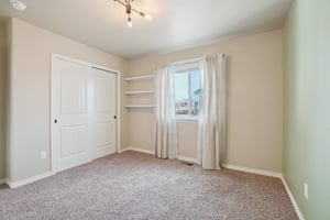 Mount Rainier St-S0312-025.jpg