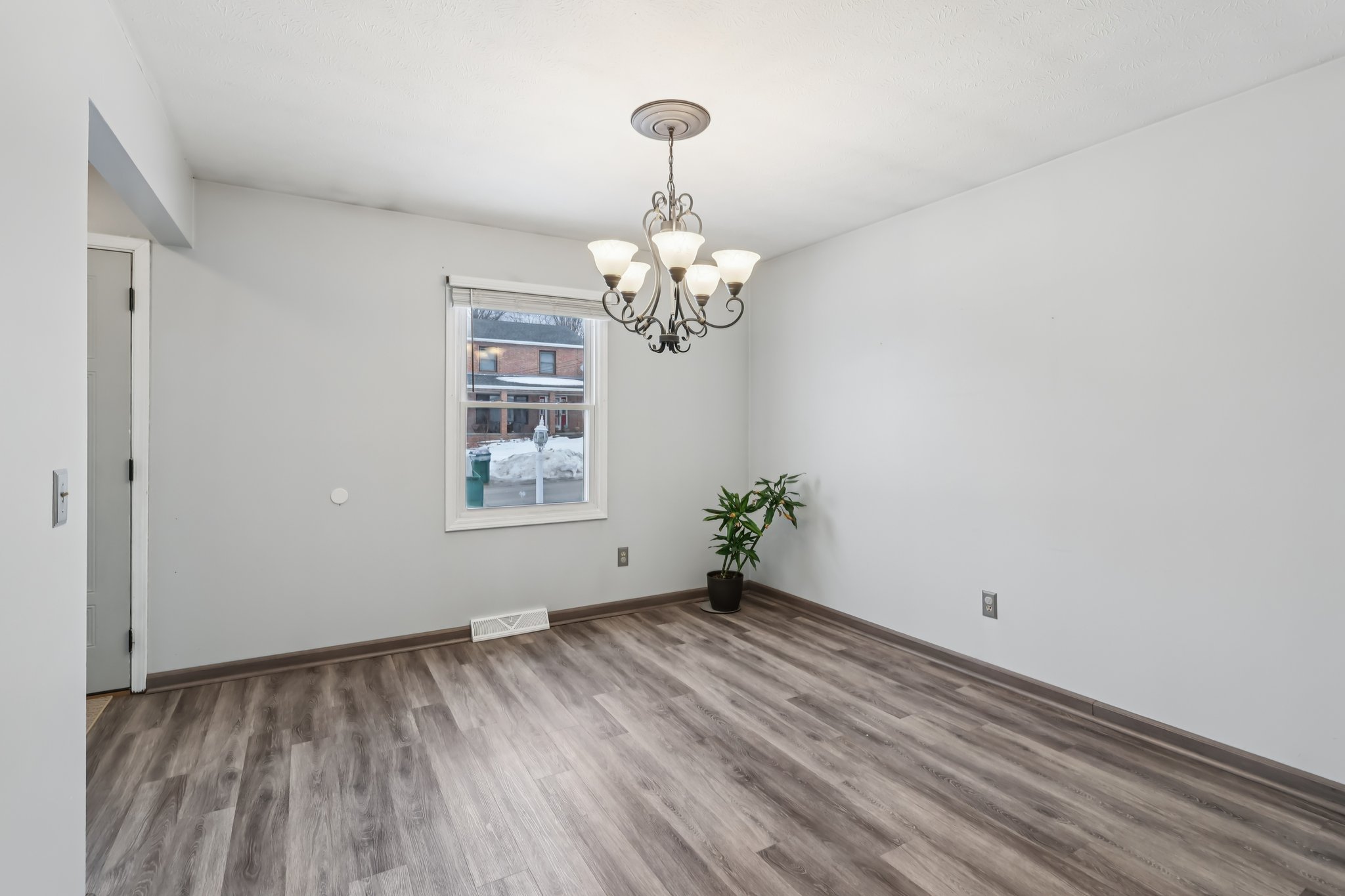 Orchardview Rd-S1202-016.jpg