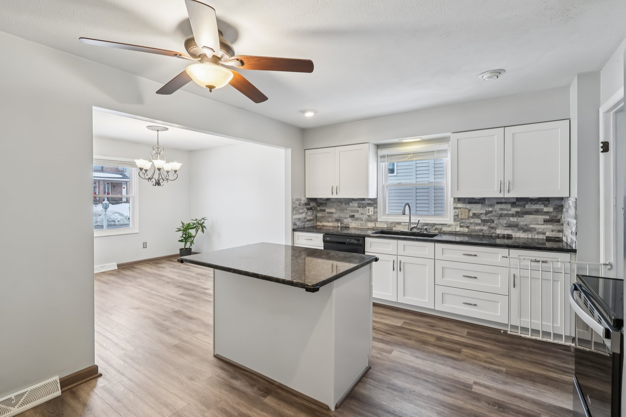 Orchardview Rd-S1202-018.jpg