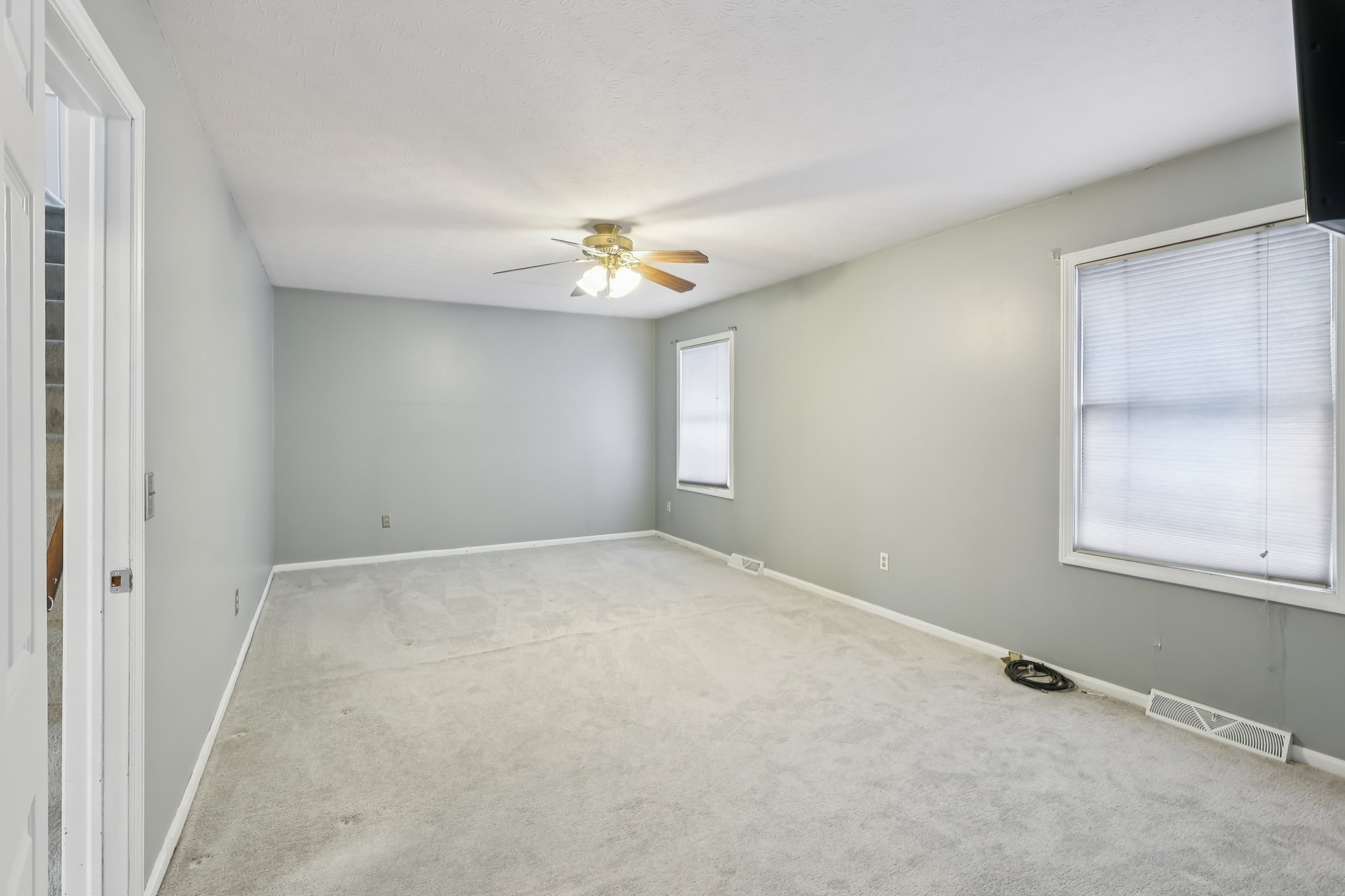 Orchardview Rd-S1202-030.jpg