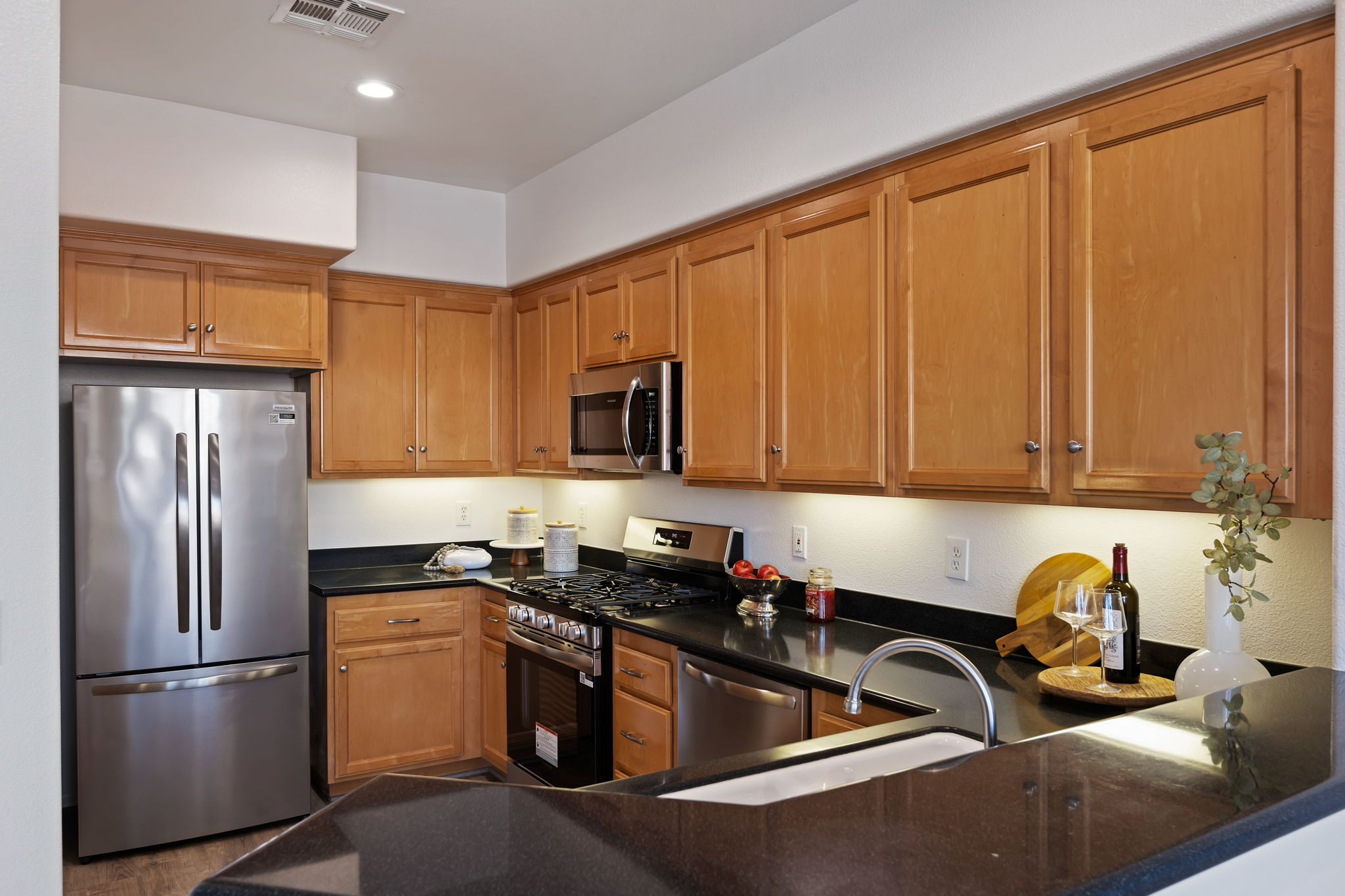 12-Kitchen