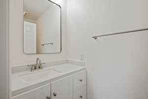 26 - Powder Room