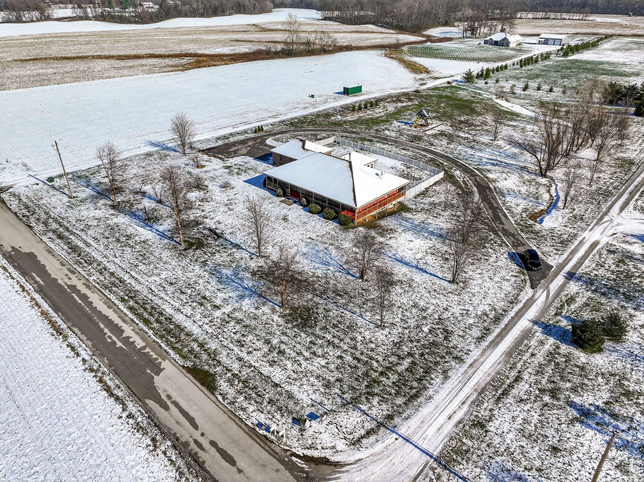  Photo 19