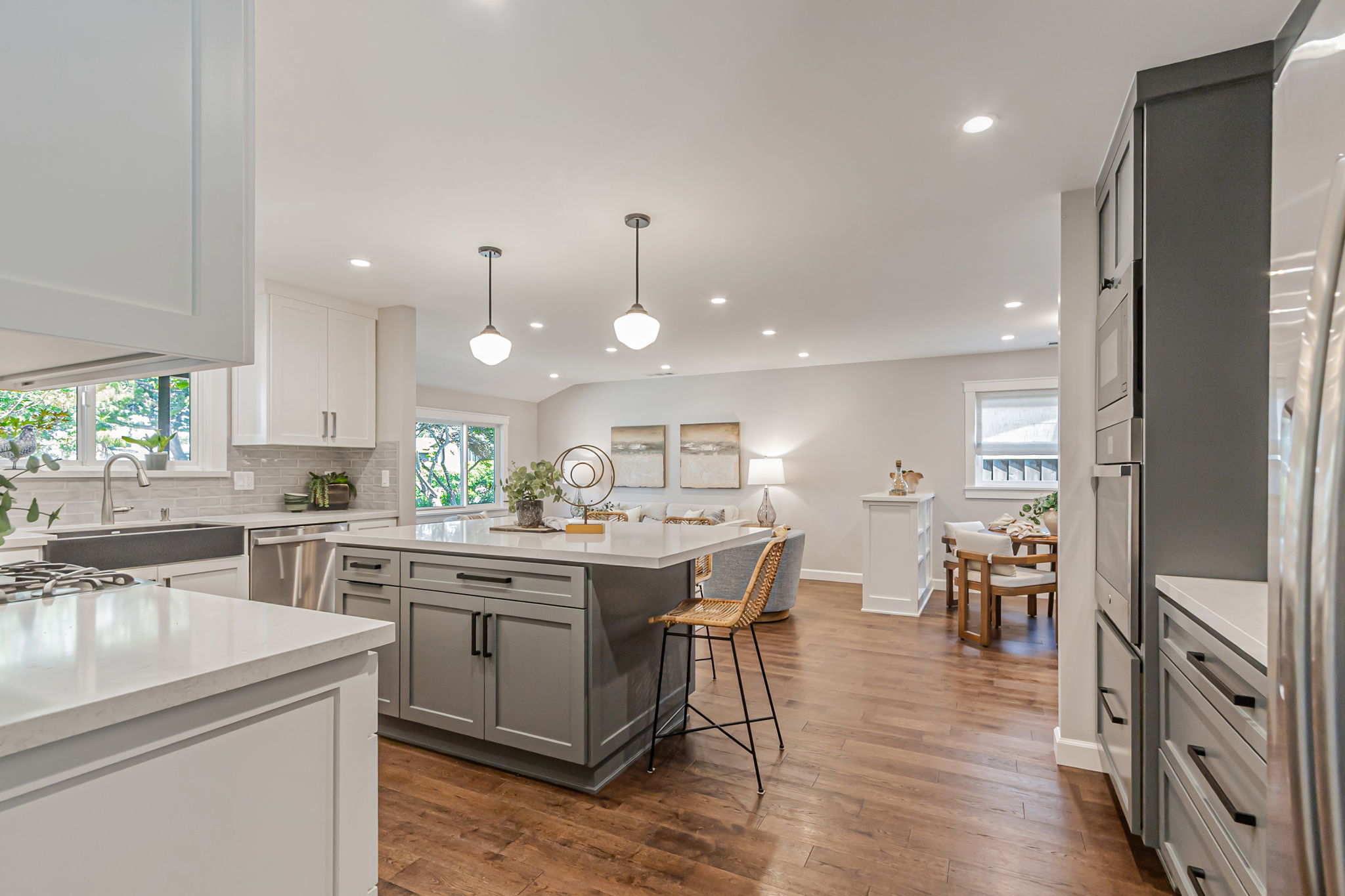 024_5412 Starcrest Dr