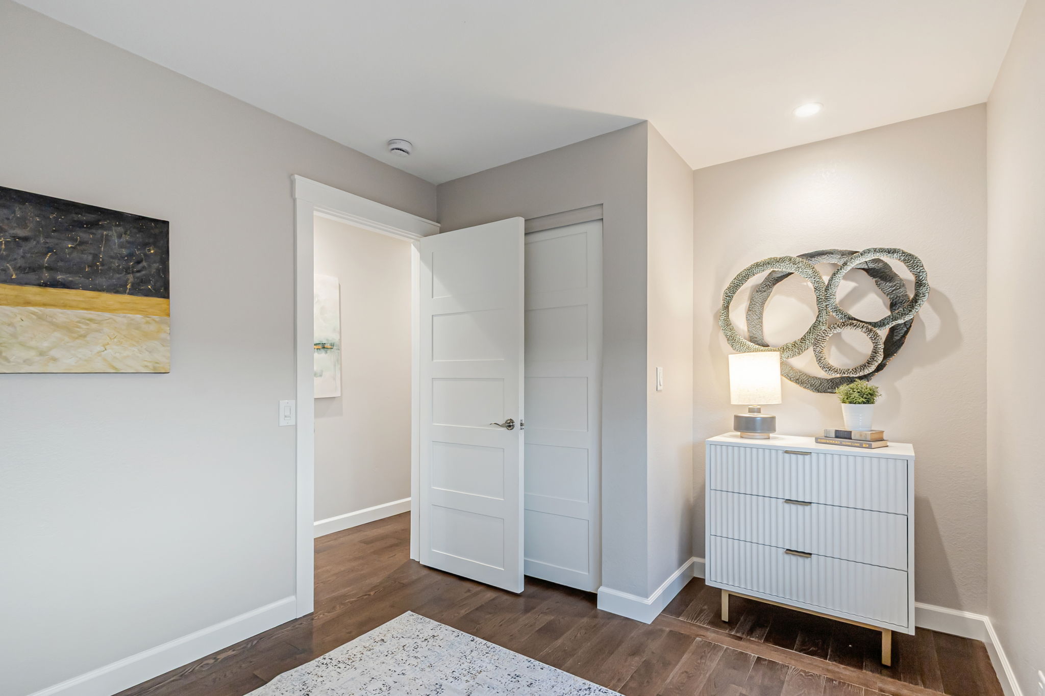 033_5412 Starcrest Dr