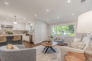 012_5412 Starcrest Dr