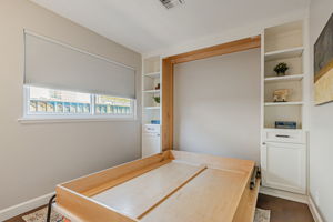 035_5412 Starcrest Dr