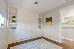 036_5412 Starcrest Dr