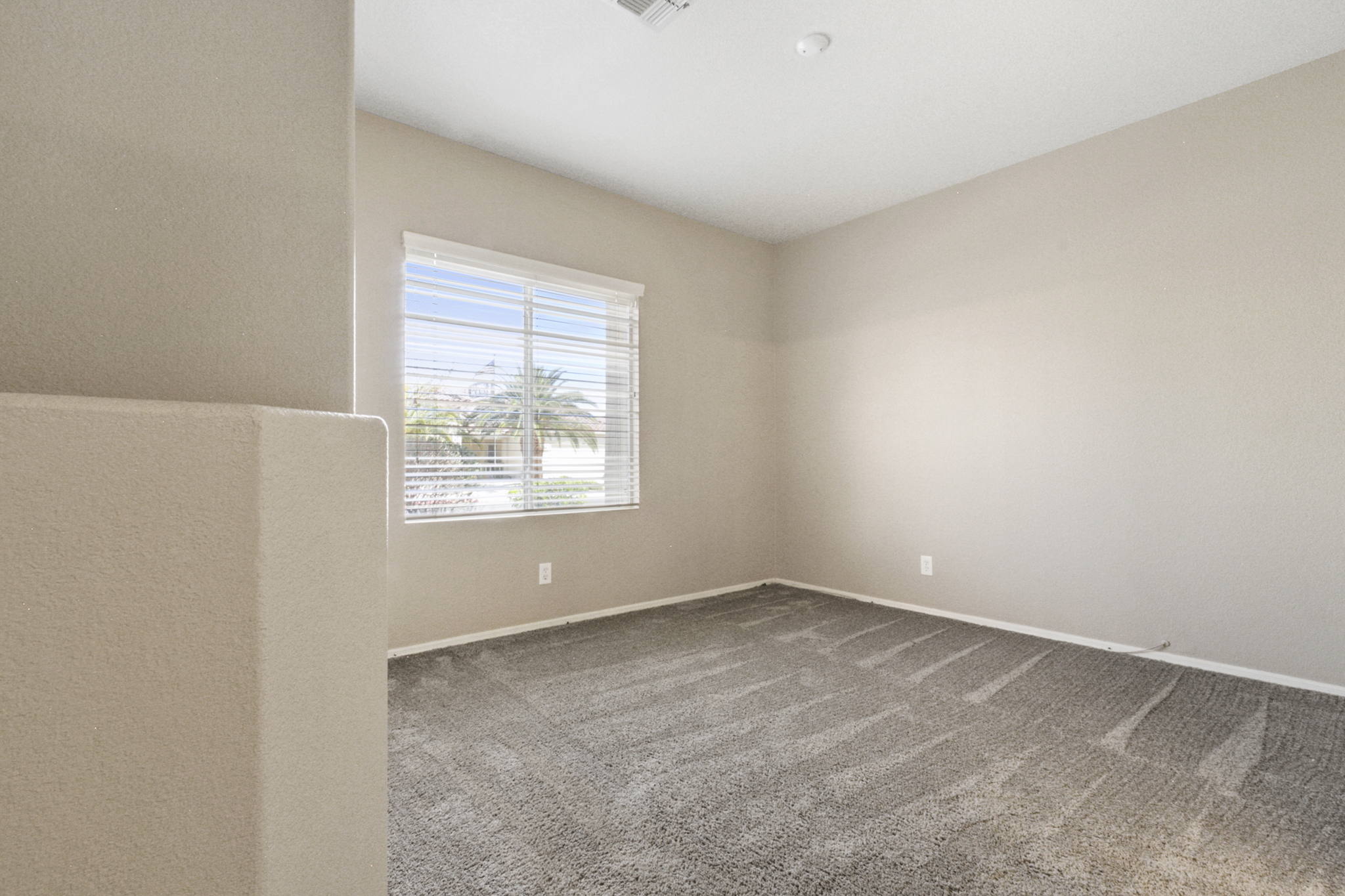 5413 Rusty Anchor Ct, Las Vegas, NV 89130, USA Photo 24