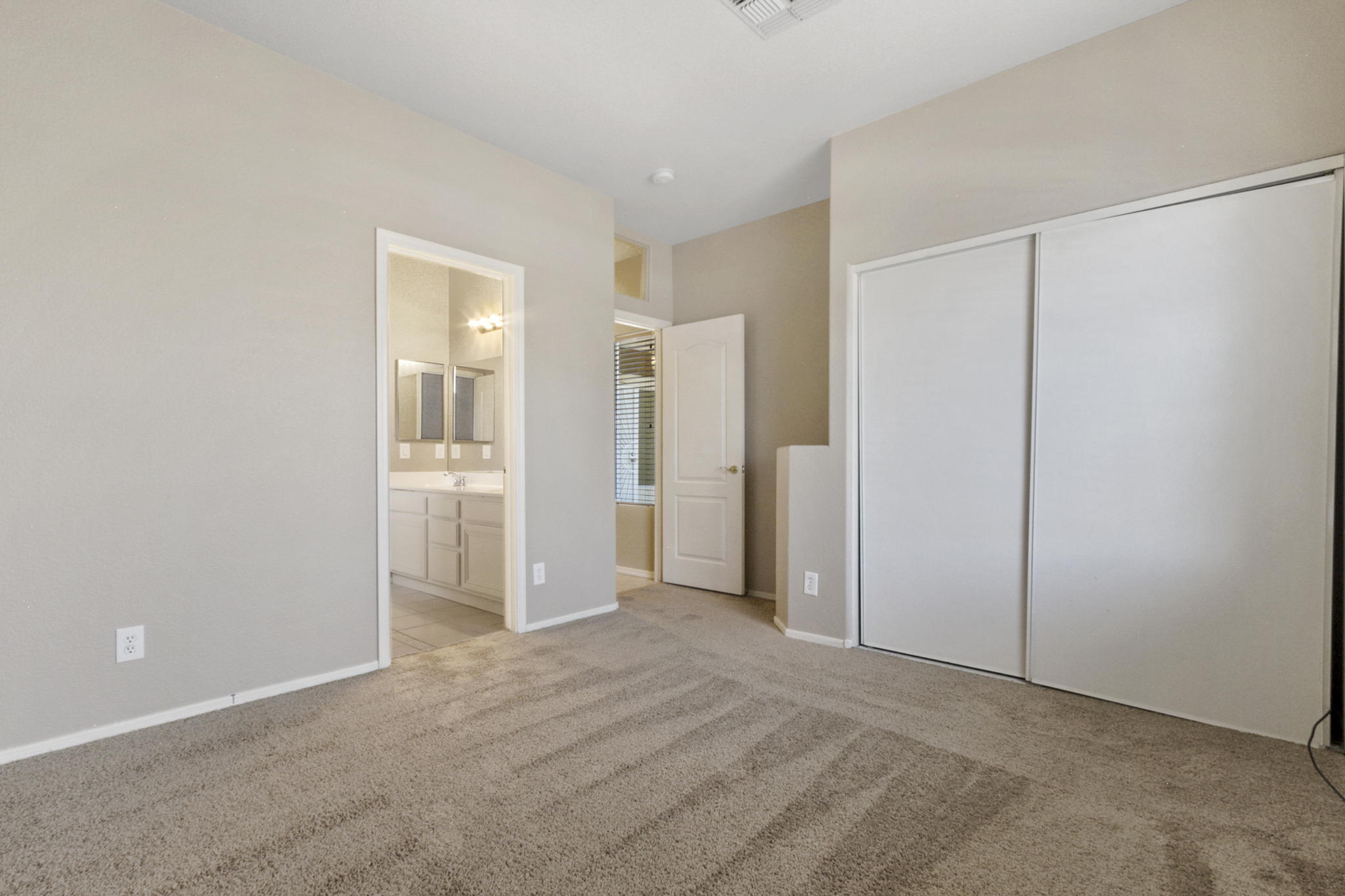 5413 Rusty Anchor Ct, Las Vegas, NV 89130, USA Photo 23