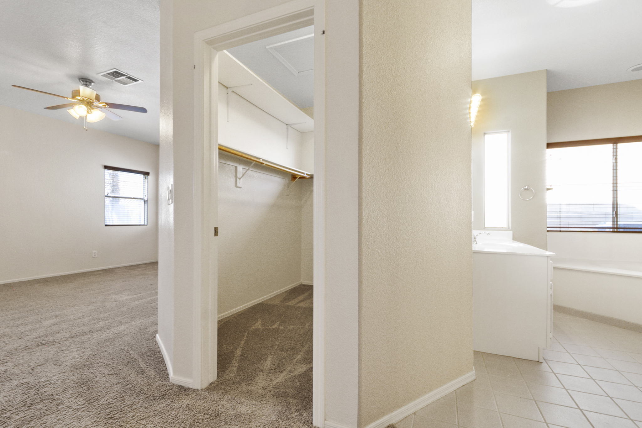 5413 Rusty Anchor Ct, Las Vegas, NV 89130, USA Photo 26
