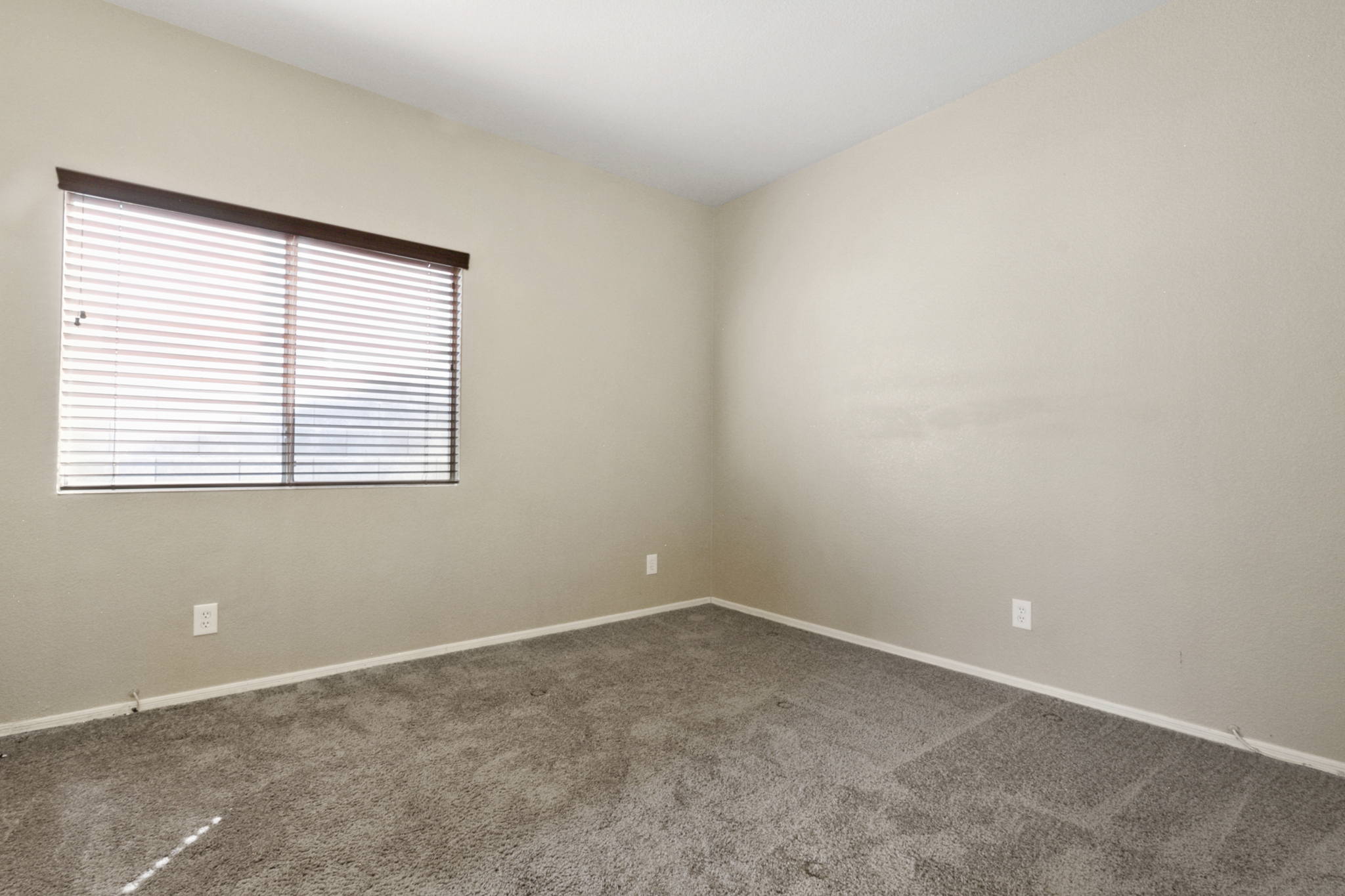5413 Rusty Anchor Ct, Las Vegas, NV 89130, USA Photo 19