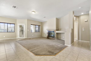 5413 Rusty Anchor Ct, Las Vegas, NV 89130, USA Photo 6