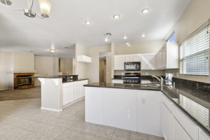 5413 Rusty Anchor Ct, Las Vegas, NV 89130, USA Photo 9
