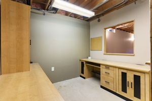  Photo 36