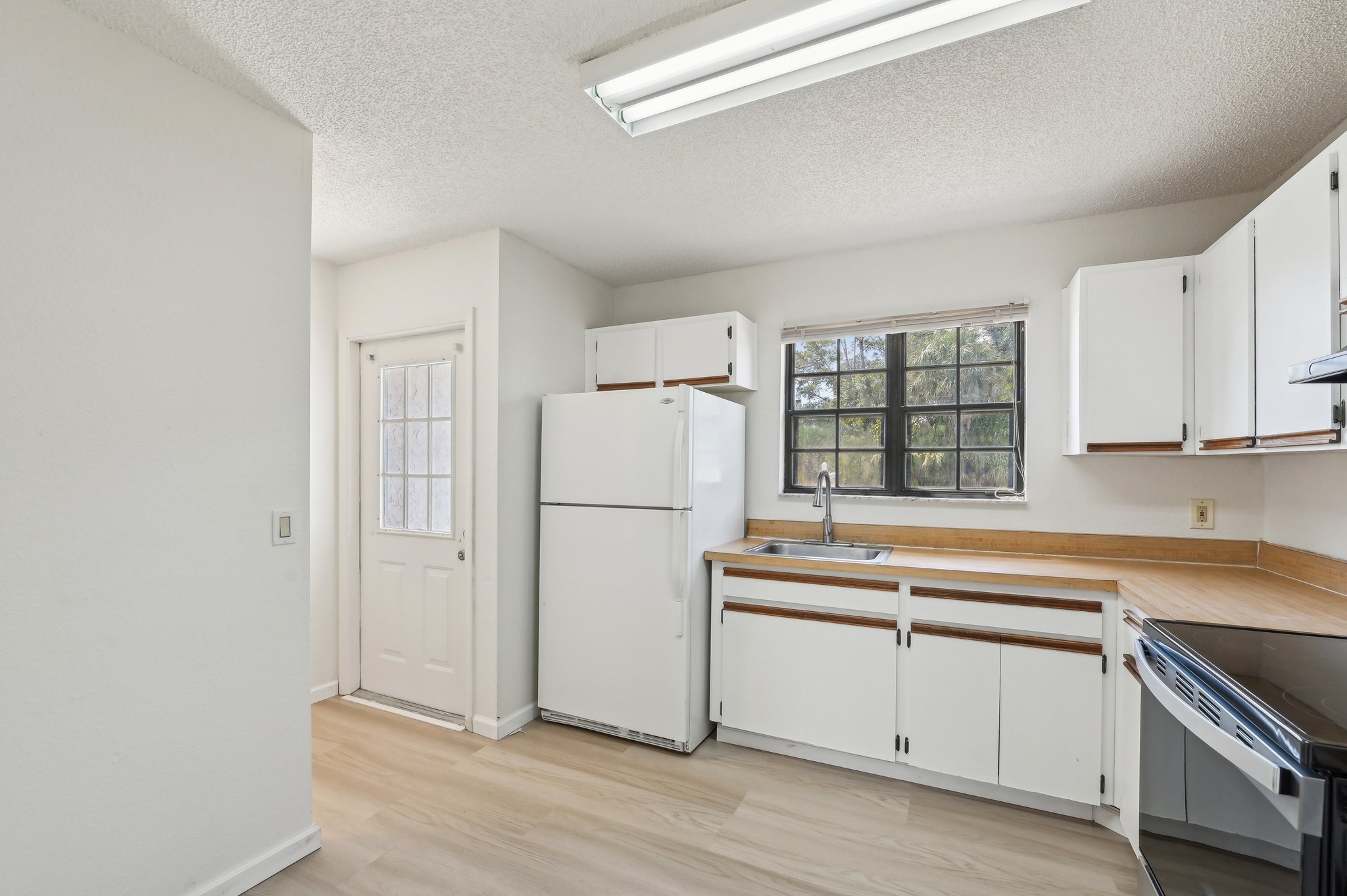 Ansonia Terrace-0305-011.jpg