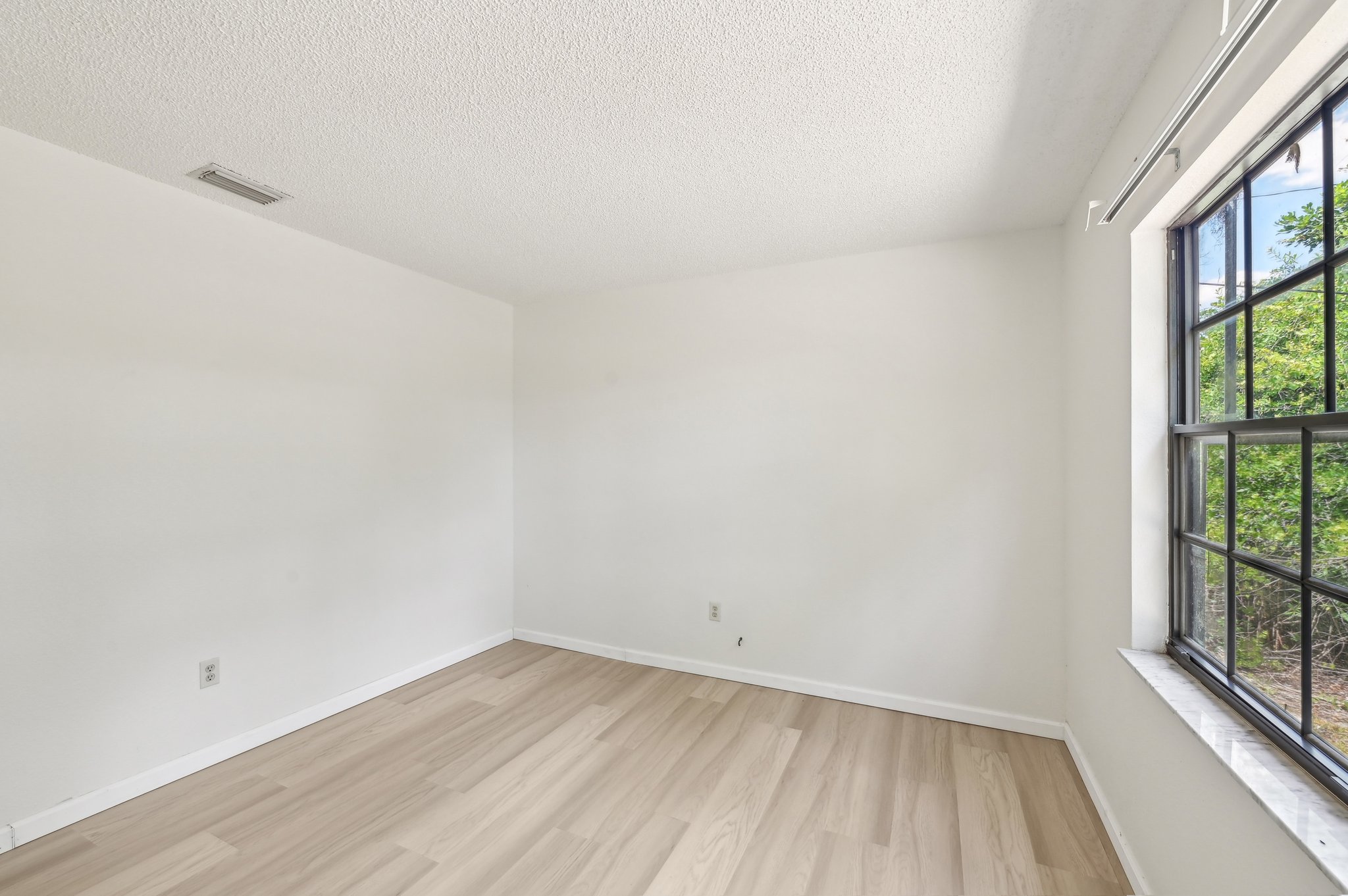 Ansonia Terrace-0305-014.jpg